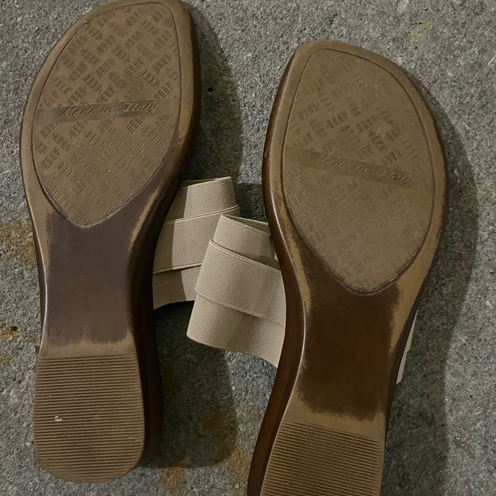 Elegant Beige Women's Sandals